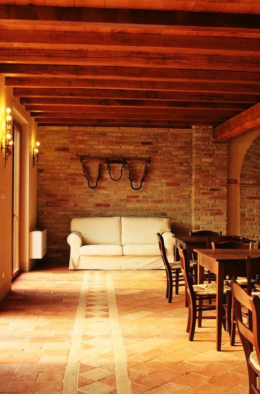 Agriturismo Cavrigo Lodi Exteriör bild