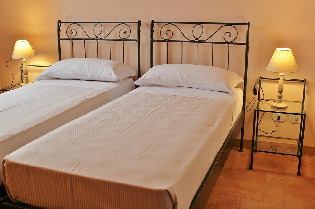 Agriturismo Cavrigo Lodi Rum bild